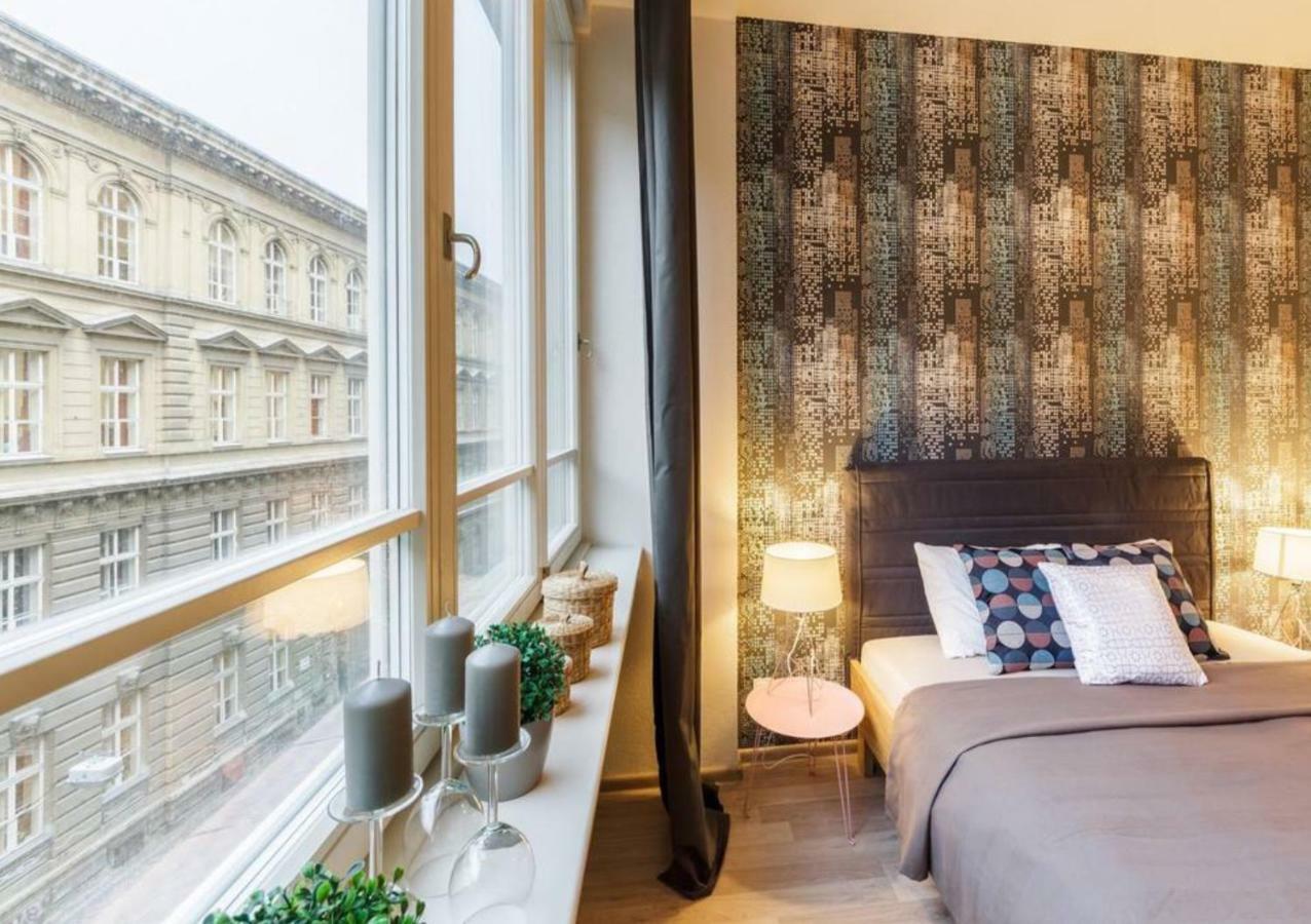 Apartament Crown *